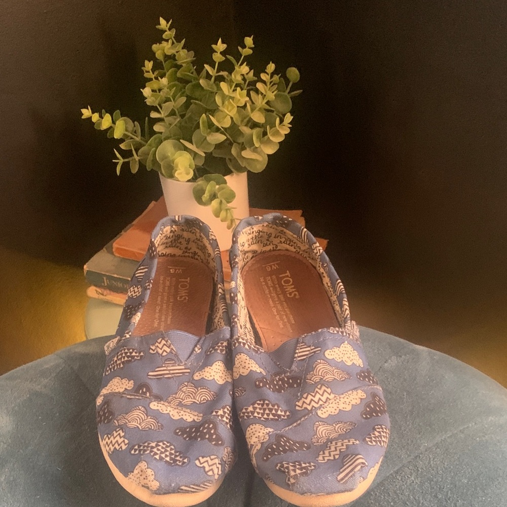 TOMS Blue and White Cloud Slip-Ons